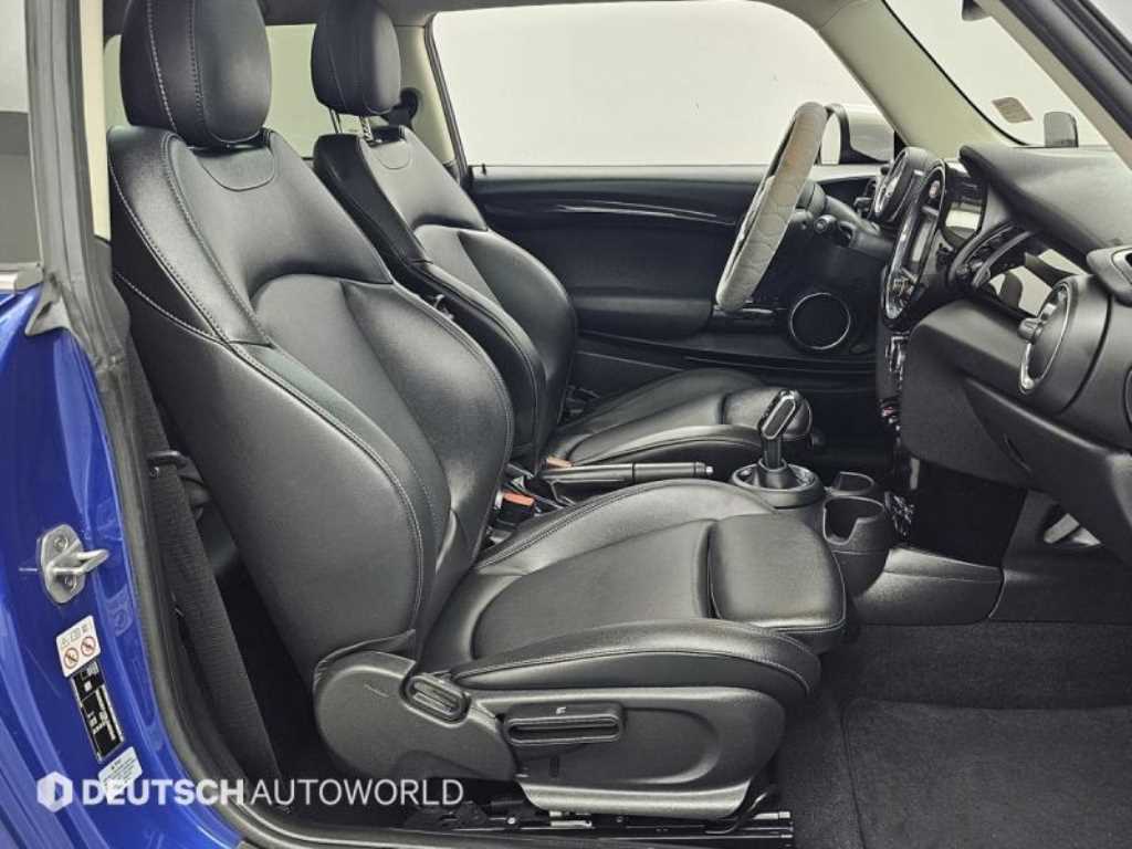 Mini Cooper - Vista 10