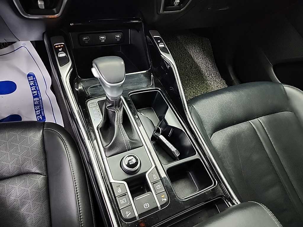 KIA Sorento - Vista 8