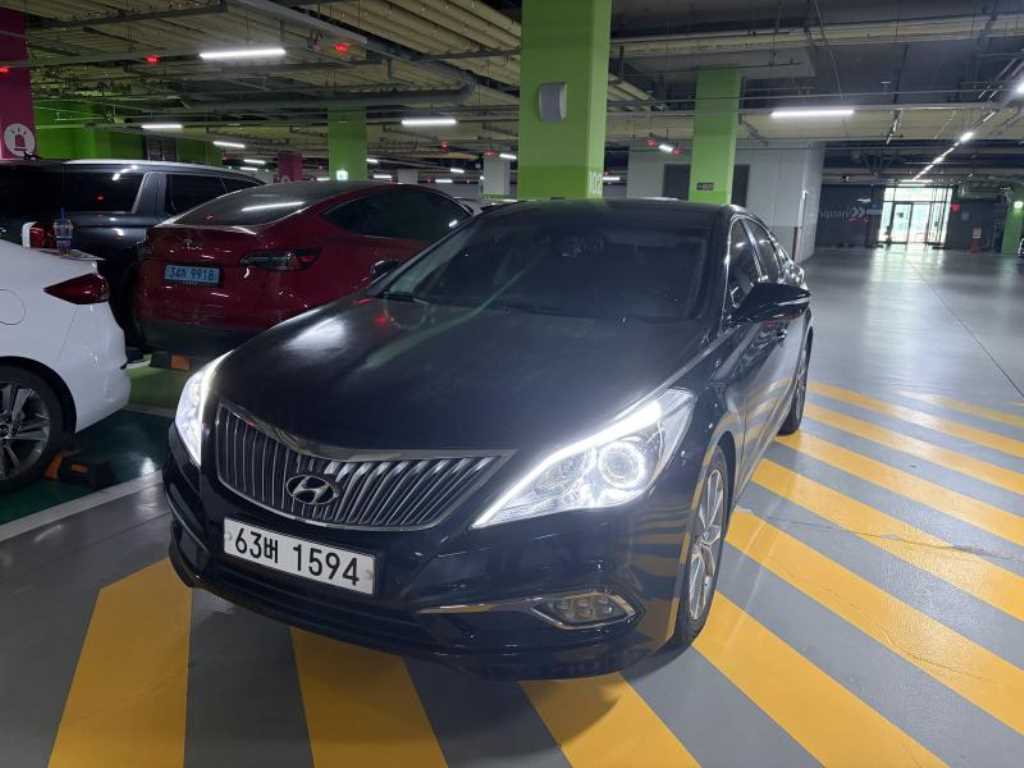 HYUNDAI Grandeur 2015 Negro - Importación desde Corea - HF Imports Iquique - Foto 1