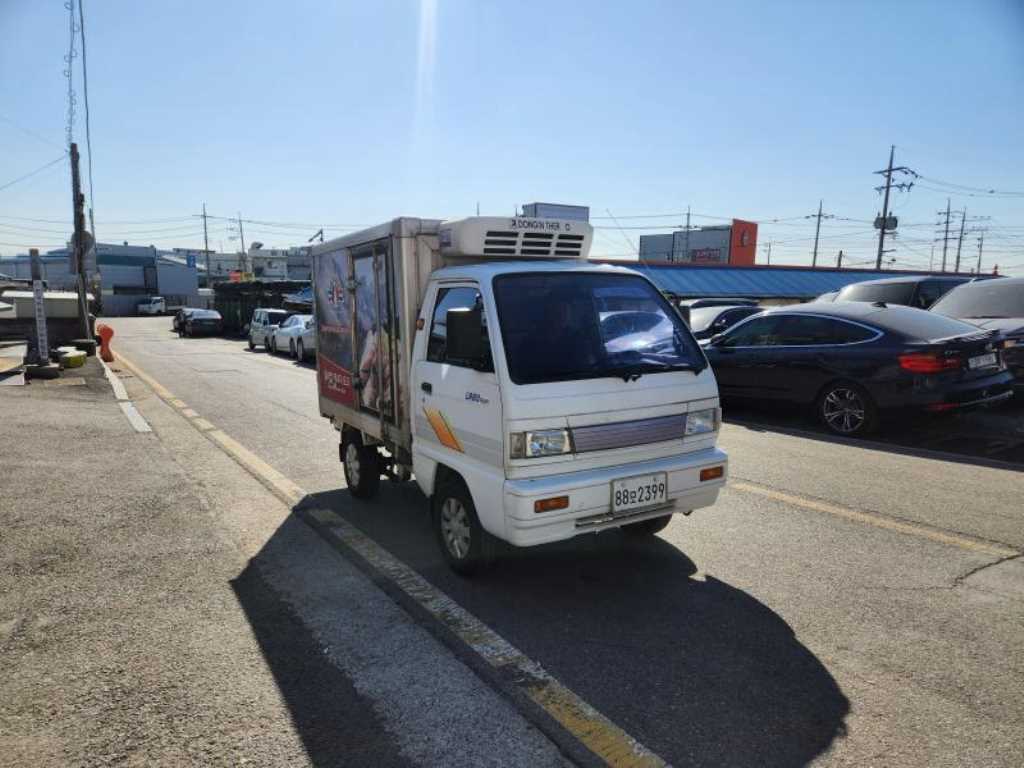 Small Truck Top_Frozen Top 2017 Blanco - Importación desde Corea - HF Imports Iquique - Foto 1