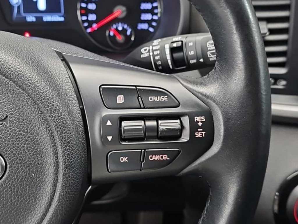 KIA Sorento - Vista 8