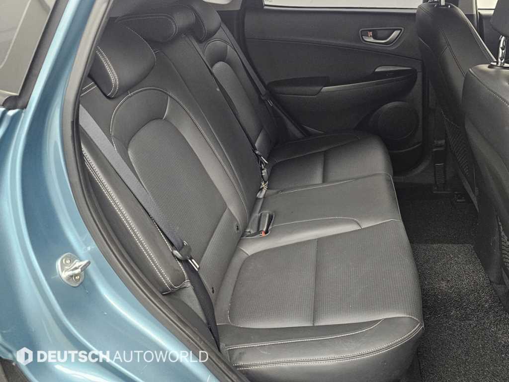 HYUNDAI Kona - Vista 12