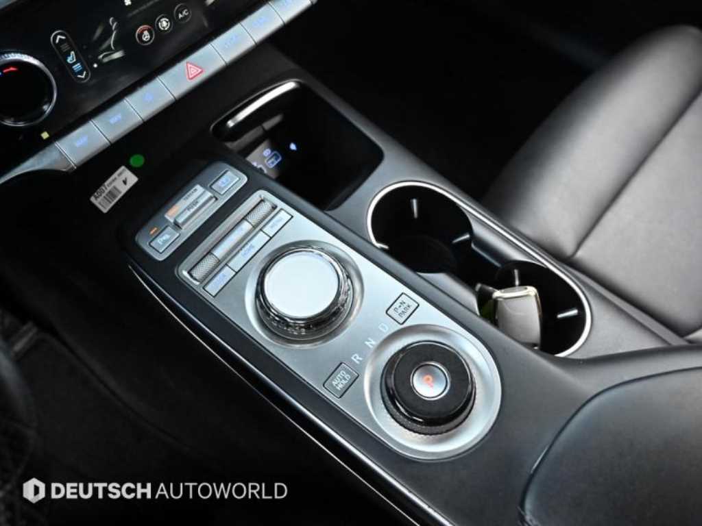 Genesis GV70 - Vista 9