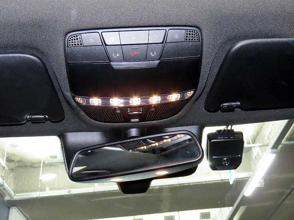 Mercedes Benz C Class 2018 Negro - Importación desde Corea - HF Imports Iquique - Foto 16