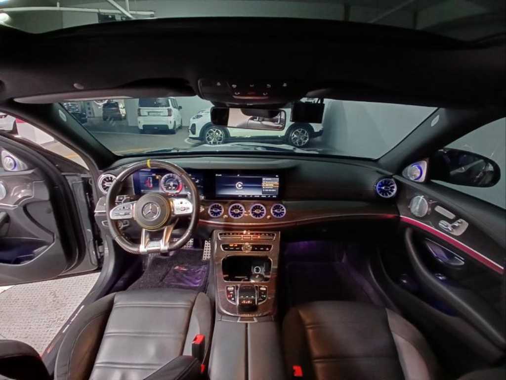 Mercedes Benz E class - Vista 6