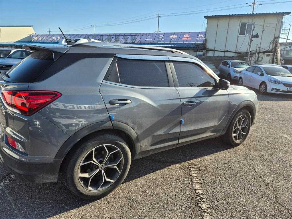 Ssangyong Korando - Vista 4