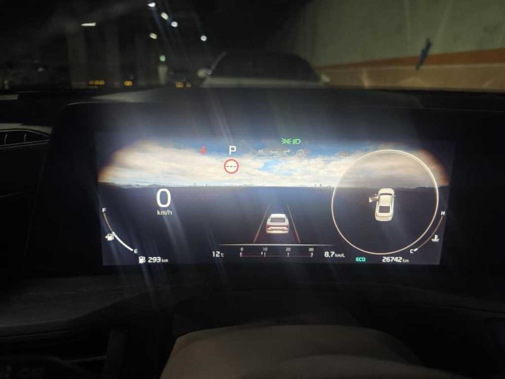 KIA K8 - Vista 10