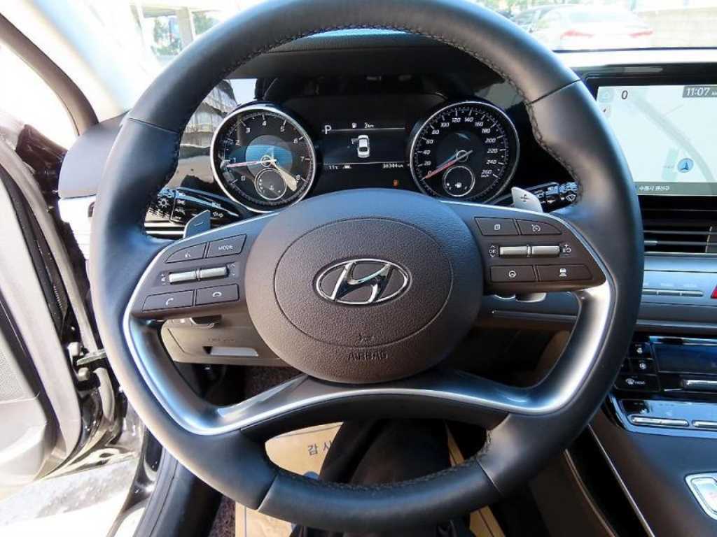 HYUNDAI Grandeur - Vista 8