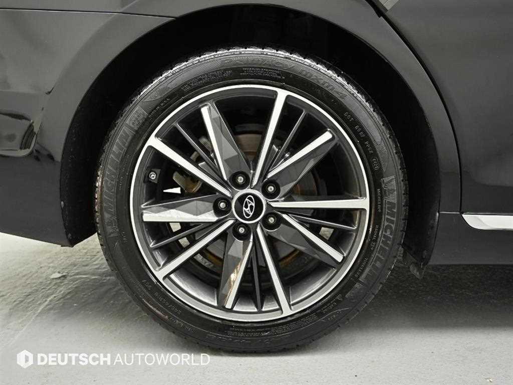 HYUNDAI Grandeur - Vista 5