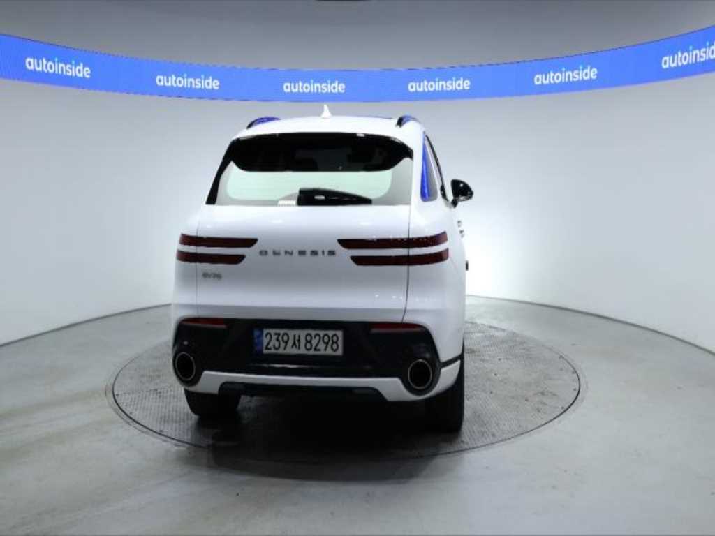 Genesis GV70 - Vista 4