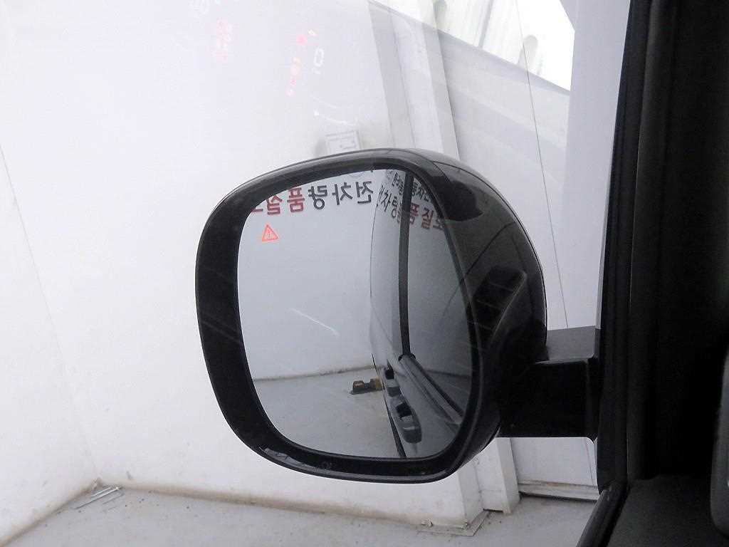 HYUNDAI Staria - Vista 6