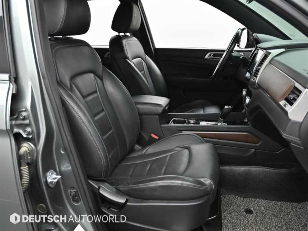 Ssangyong Rexton - Vista 10