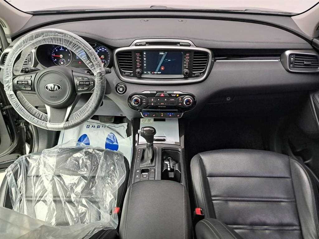 KIA Sorento - Vista 6
