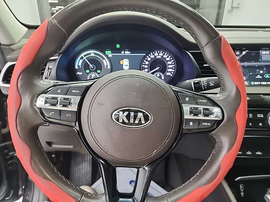 KIA K7 - Vista 9