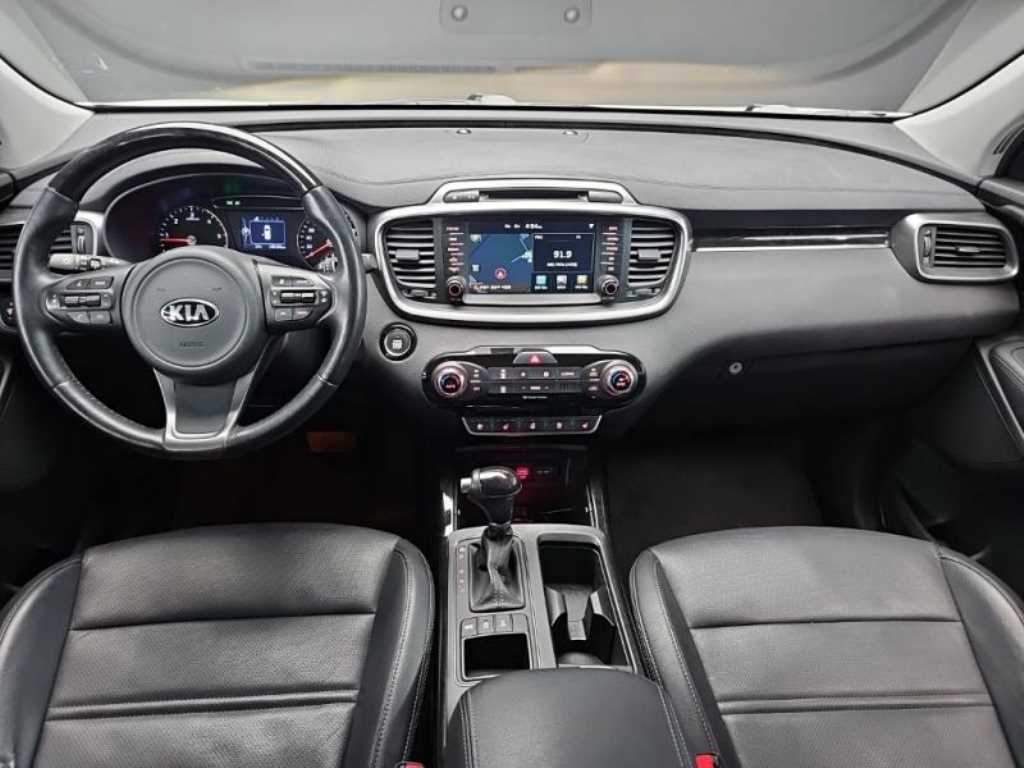 KIA Sorento - Vista 5