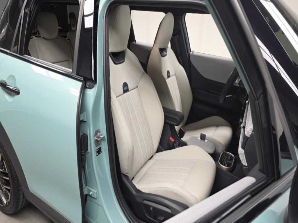 Mini Cooper - Vista 12