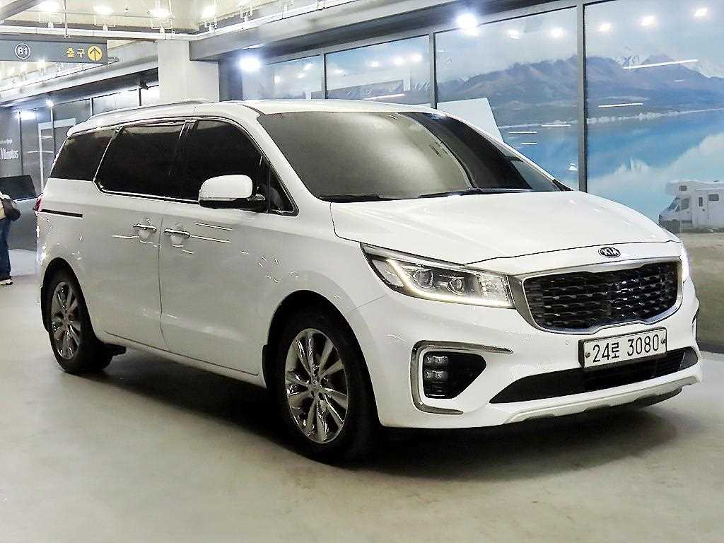 KIA Carnival 2019 Blanco - Importación desde Corea - HF Imports Iquique - Foto 1