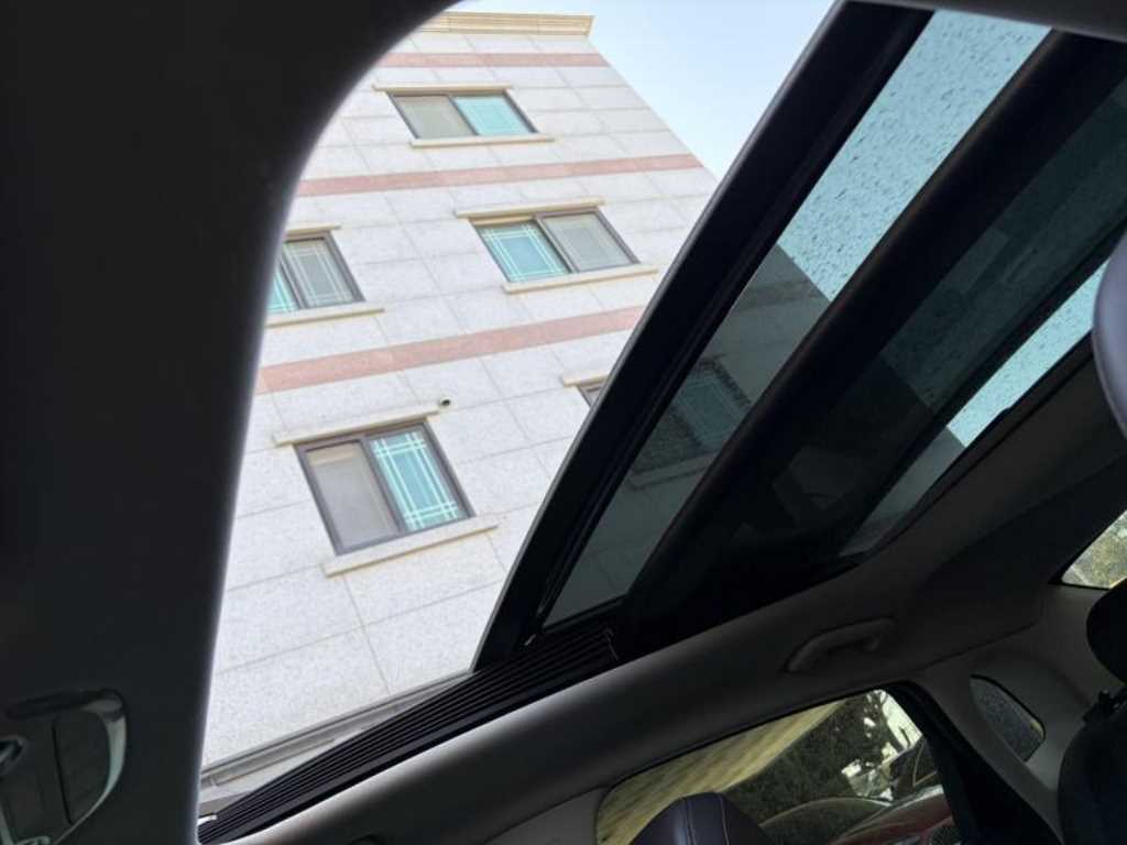 HYUNDAI Grandeur - Vista 10