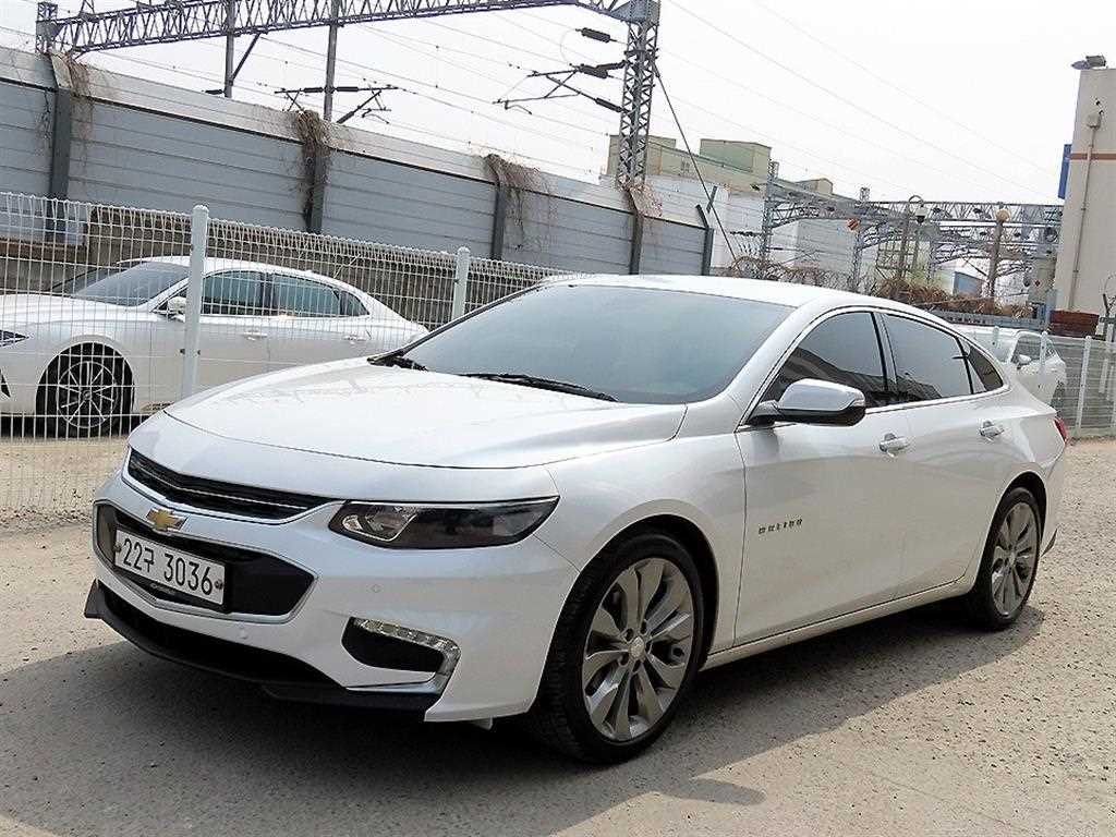 Chevrolet Malibu - Vista 2