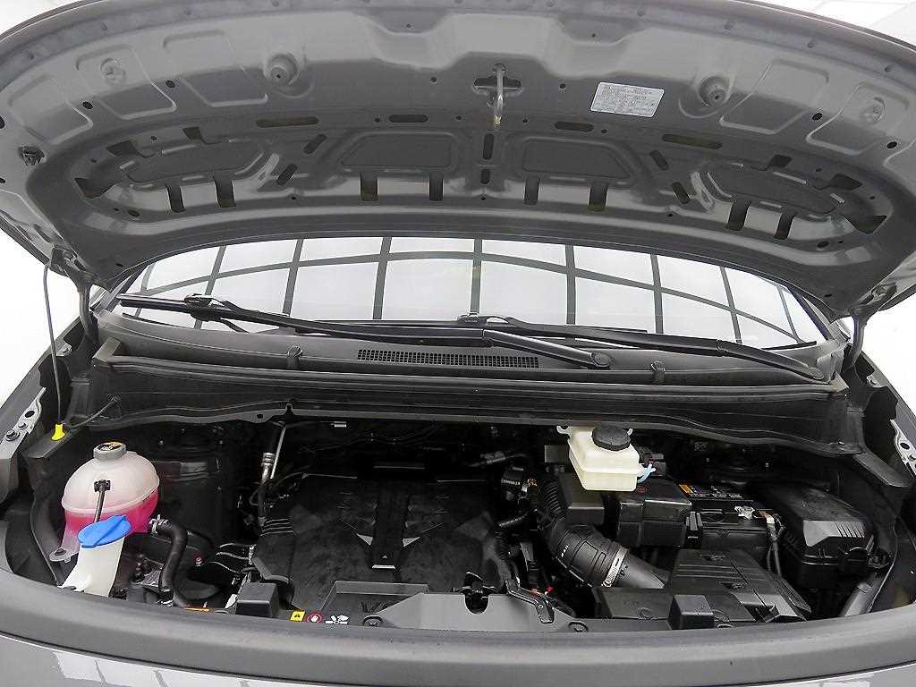 HYUNDAI Staria 2025 Gris - Importación desde Corea - HF Imports Iquique - Foto 17