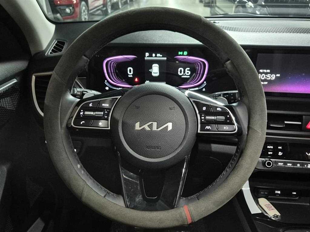 KIA Seltos - Vista 12