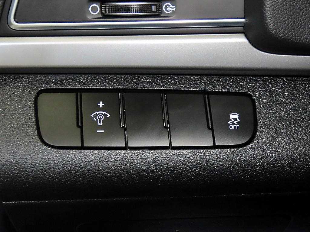 HYUNDAI Avante 2016 Azul - Importación desde Corea - HF Imports Iquique - Foto 14