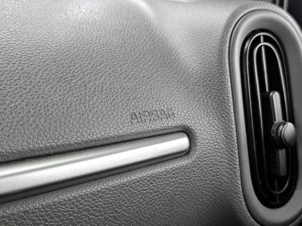 KIA Morning - Vista 11