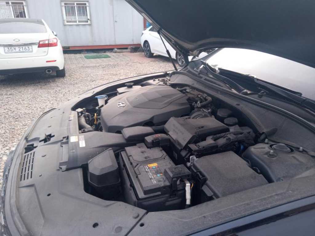 HYUNDAI Grandeur - Vista 6