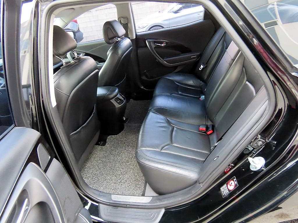 HYUNDAI Grandeur - Vista 6