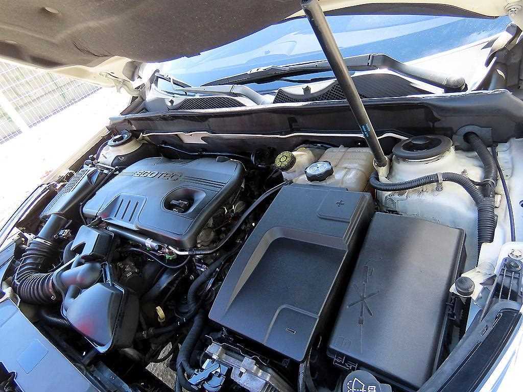 Chevrolet Malibu 2014 Blanco - Importación desde Corea - HF Imports Iquique - Foto 18