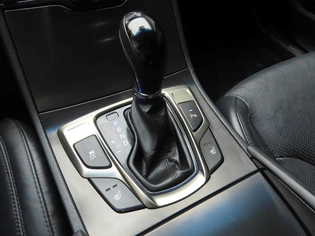 HYUNDAI Grandeur - Vista 11