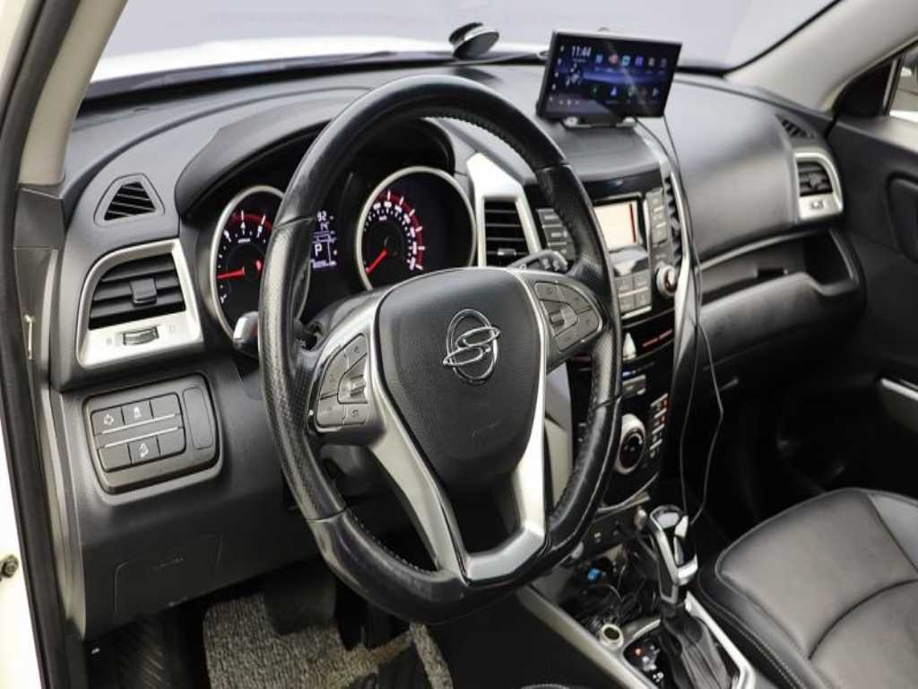 Ssangyong Tivoli 2019 - Importación desde Corea - HF Imports Iquique - Foto 18