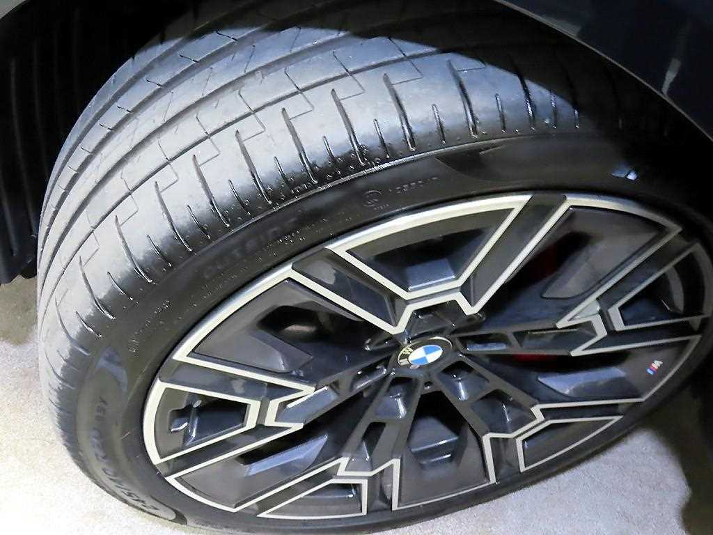 BMW i5 2025 Negro - Importación desde Corea - HF Imports Iquique - Foto 20