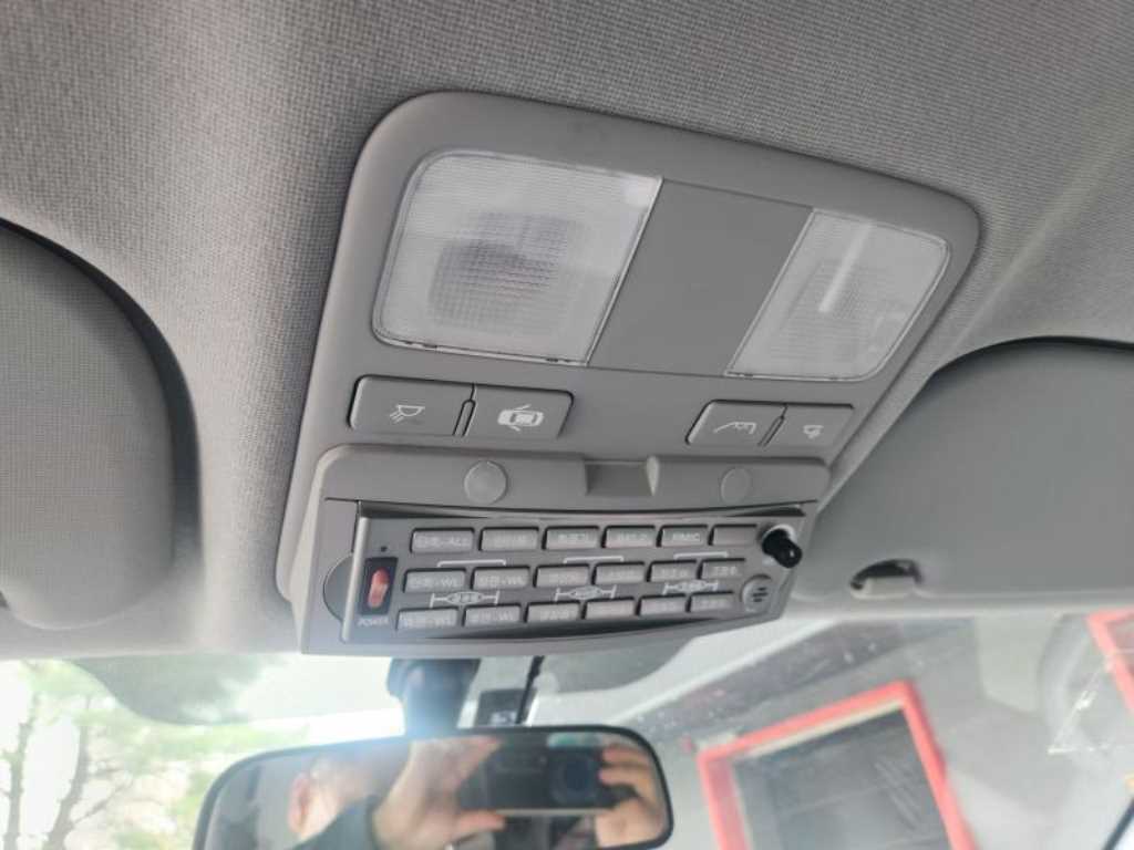 HYUNDAI Starex - Vista 11