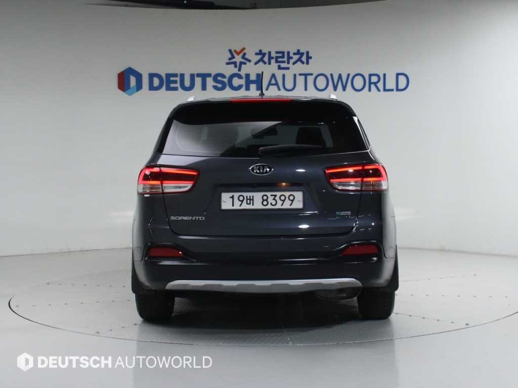 KIA Sorento - Vista 4
