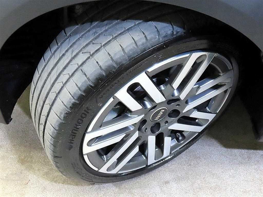 Mini Cooper 2025 Negro - Importación desde Corea - HF Imports Iquique - Foto 20