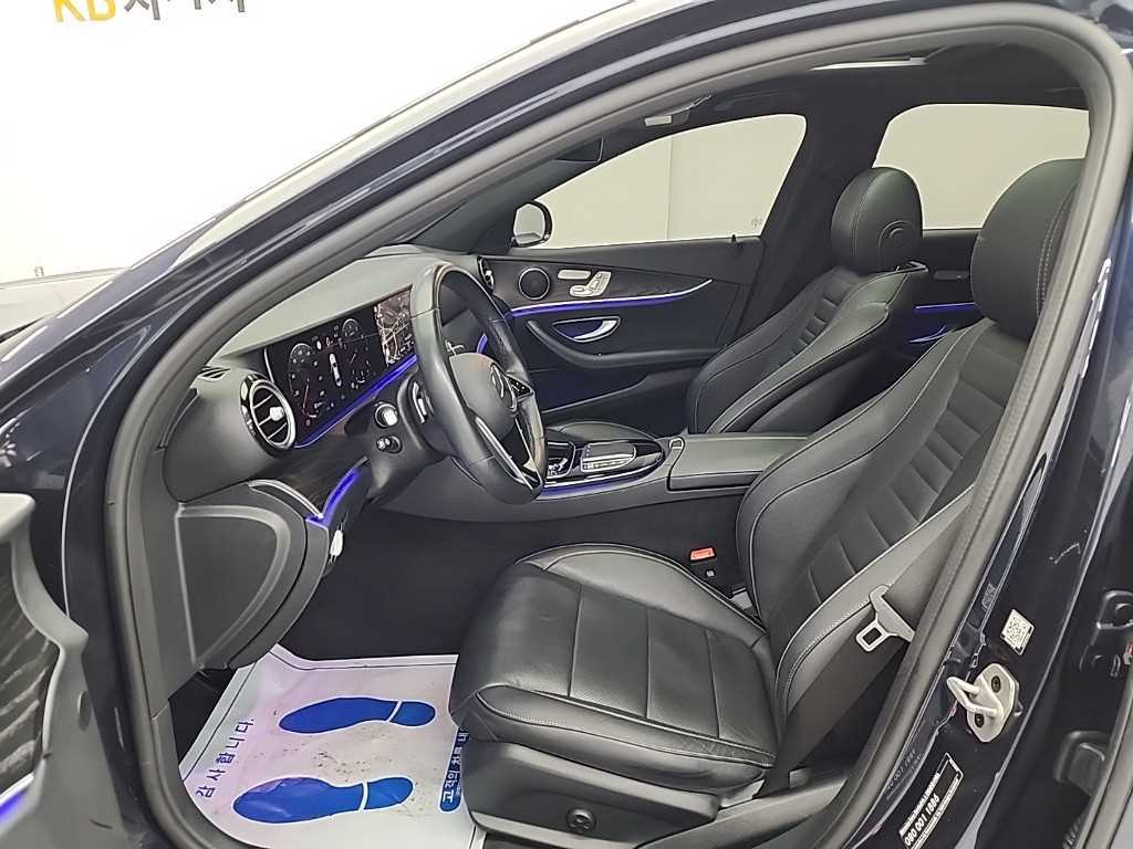 Mercedes Benz E class - Vista 11