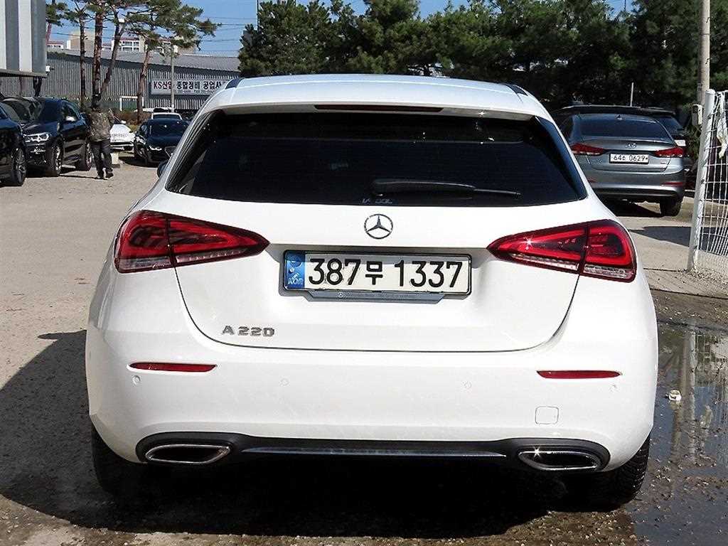 Mercedes Benz A Class - Vista 4