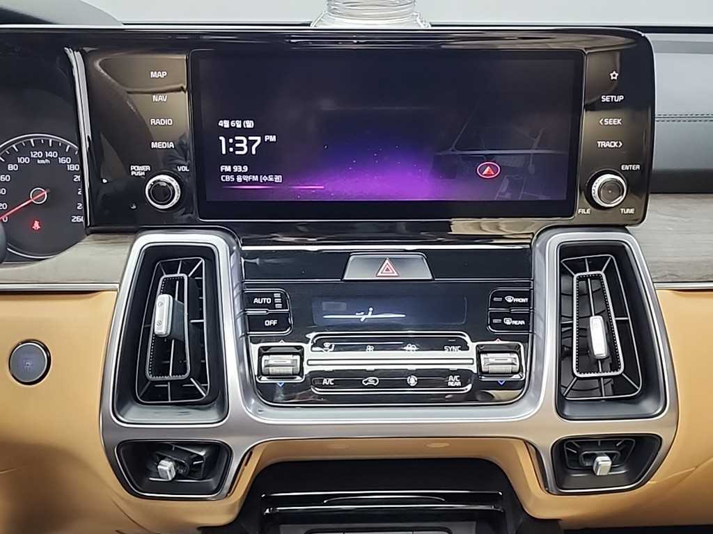 KIA Sorento - Vista 10