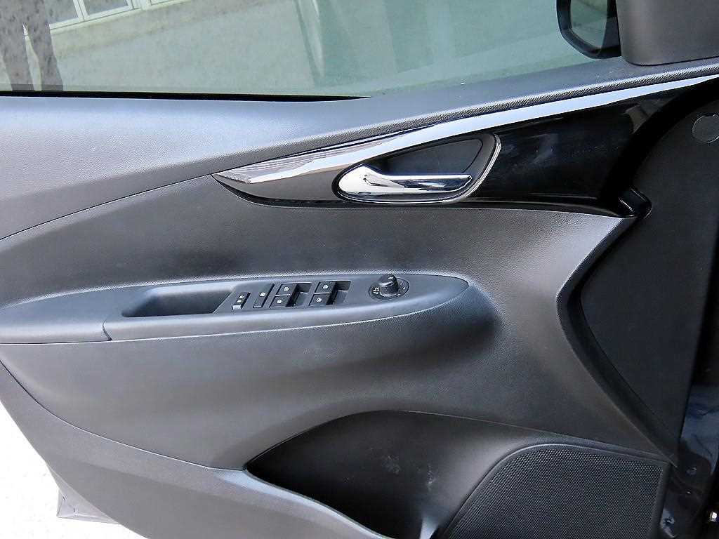 Chevrolet Spark - Vista 11