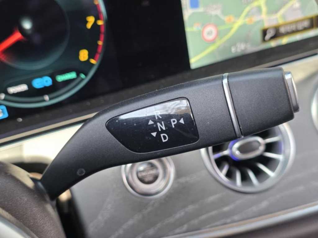 Mercedes Benz CLS Class - Vista 10