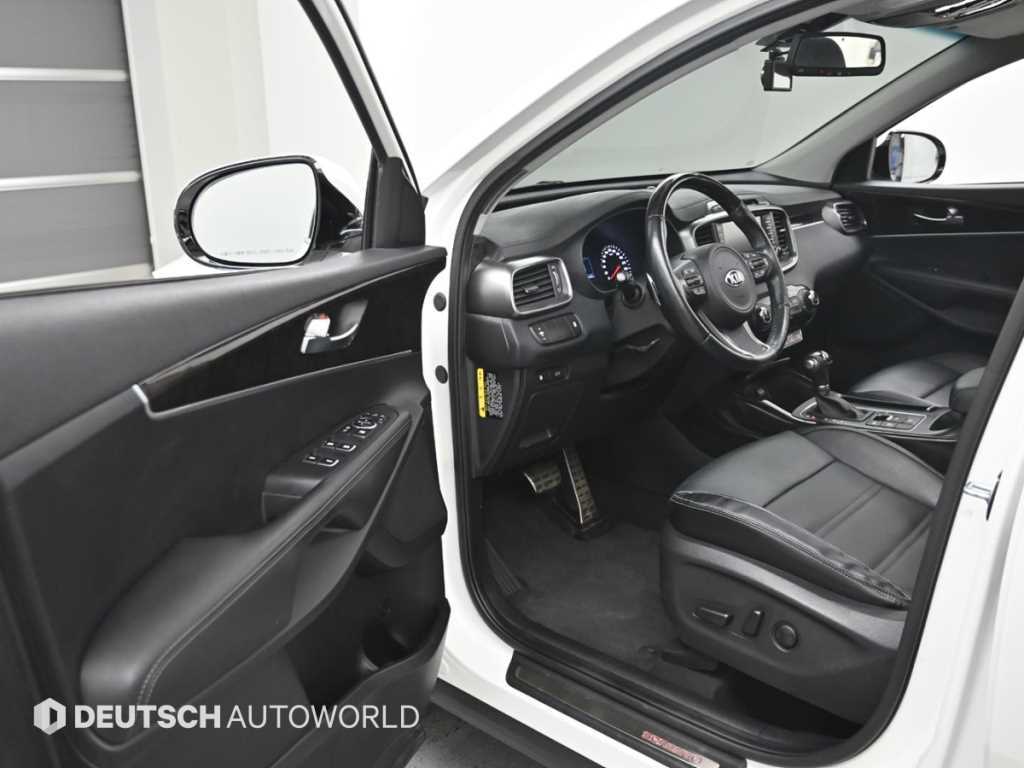 KIA Sorento - Vista 11