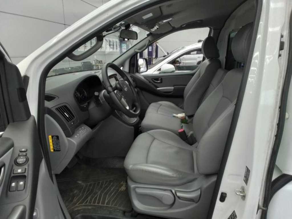 HYUNDAI Starex 2019 Blanco - Importación desde Corea - HF Imports Iquique - Foto 20