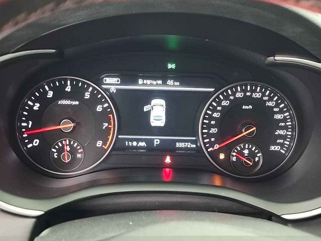 KIA Stinger - Vista 6