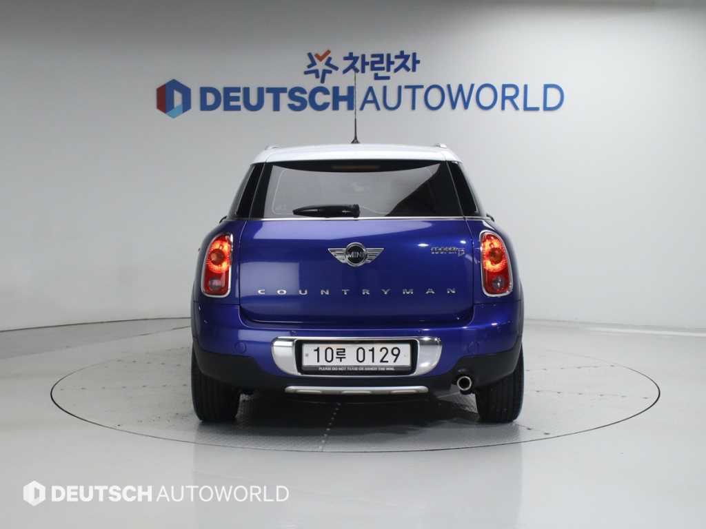 Mini Countryman - Vista 4