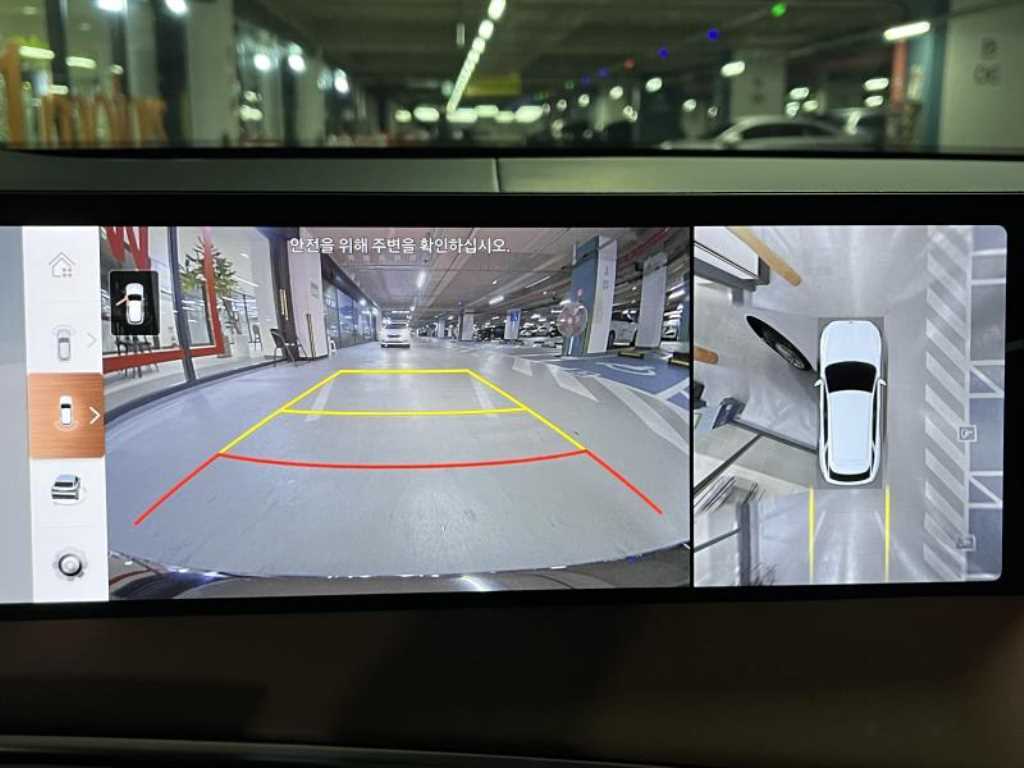 Genesis GV70 - Vista 11