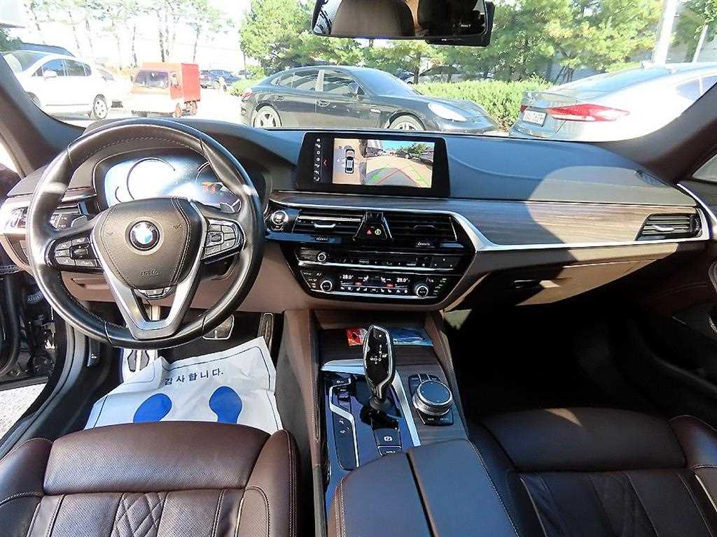 BMW 5 Series - Vista 7