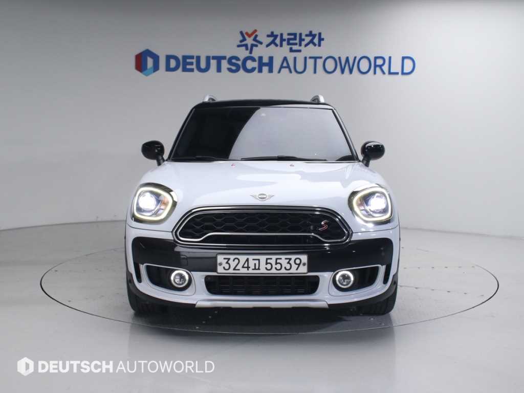 Mini Countryman - Vista 3