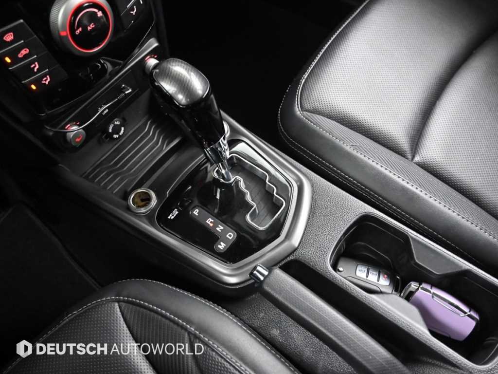 Ssangyong Tivoli - Vista 9