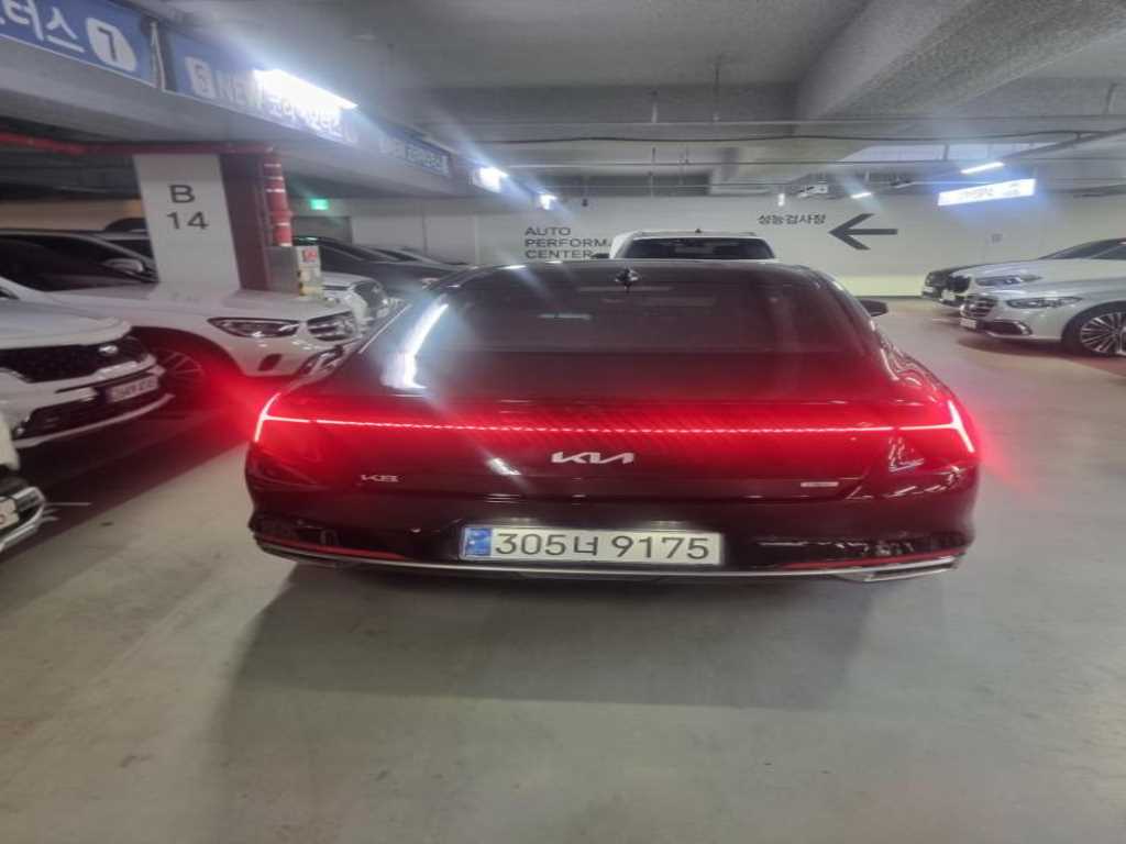 KIA K8 - Vista 5